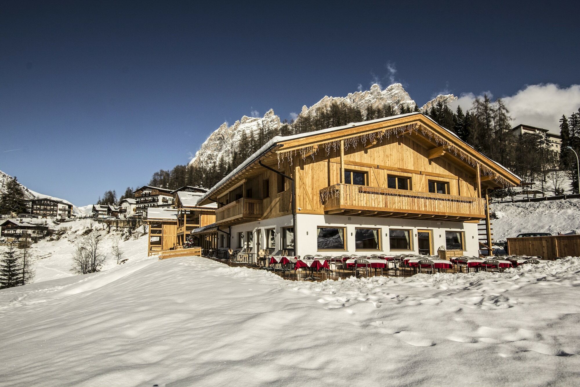 Dolomiti Lodge Alverà Cortina dʼAmpezzo Esterno foto